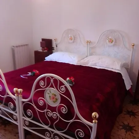 아파트 Casa Vacanza Il Poggio